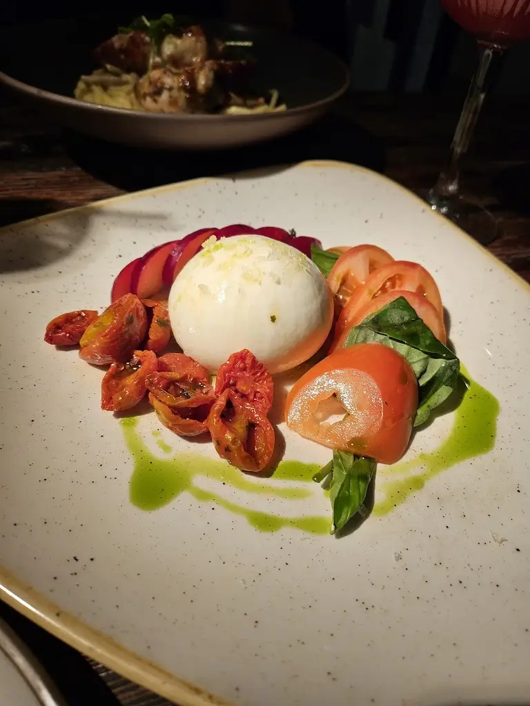 Tiffany Koo_Cena Trattoria_Eaglescliffe_review