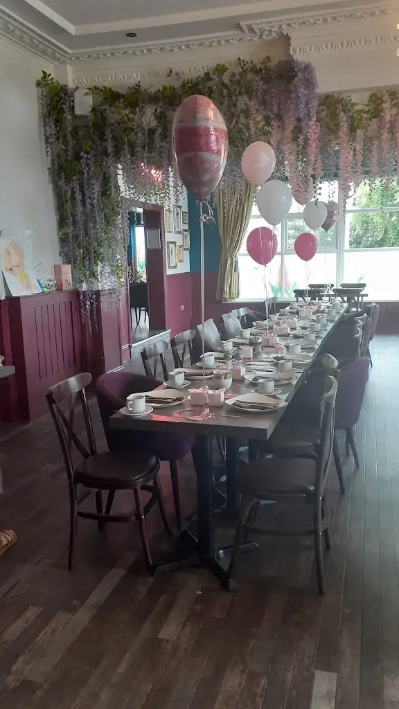 Pippa_The Birdcage_Eaglescliffe_review