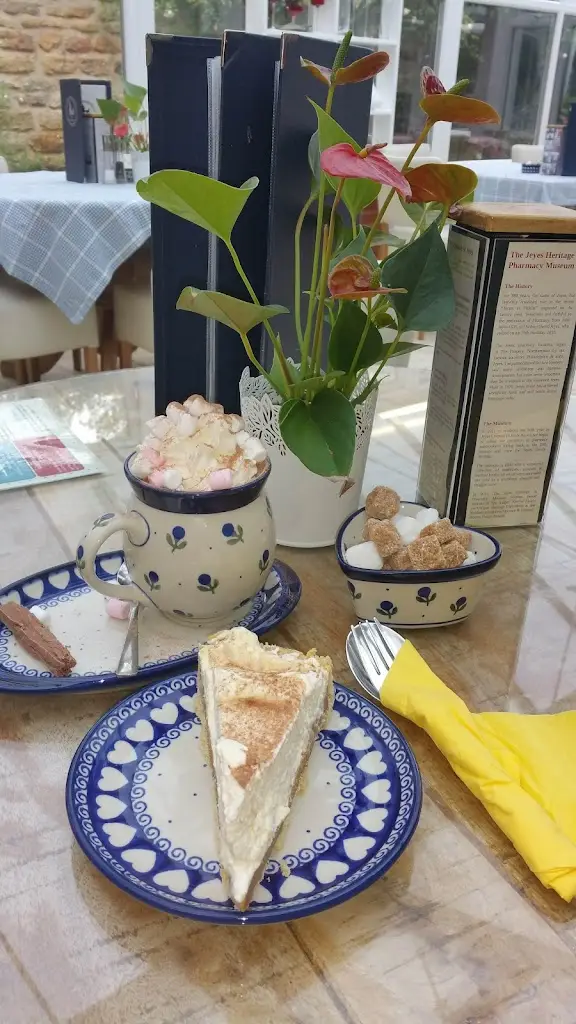 Menü_Jeyes of Earls Barton_Earls Barton_Bild_5