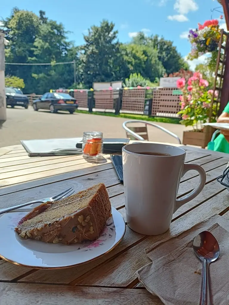 Yasmin Argent_Scotch Lodge Farm Shop_Earls Barton_review