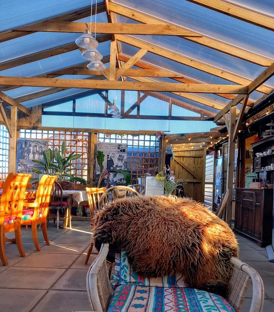 louise rose_Scotch Lodge Farm Shop_Earls Barton_review