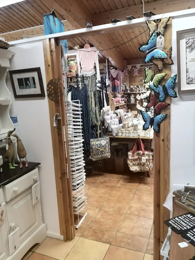 Scotch Lodge Farm Shop restaurant in Earls Barton