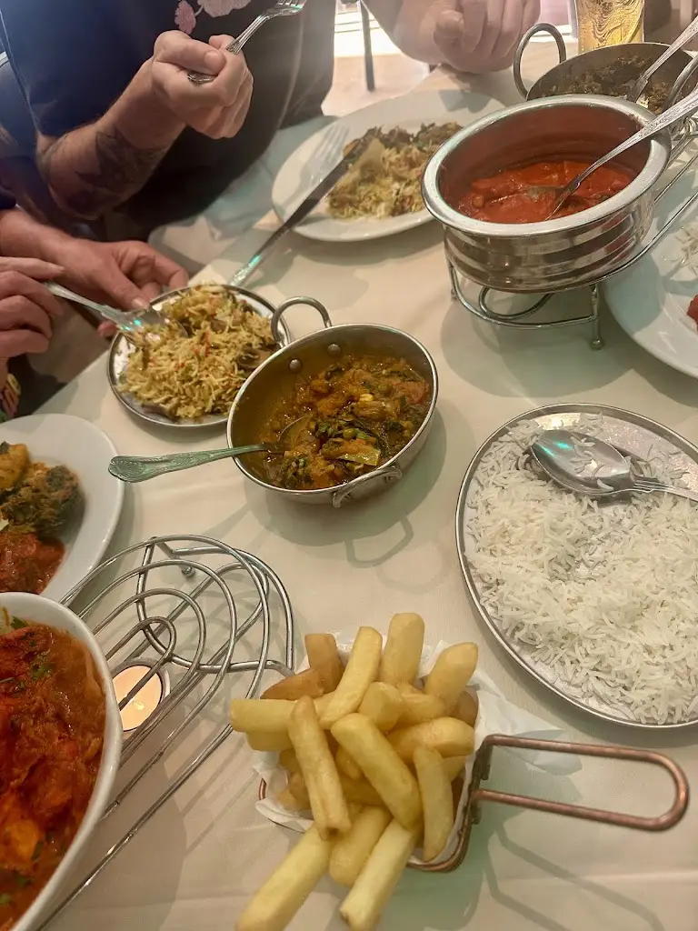 Valentina Londono_Bengal Curry Pot_Ashton in Makerfield_review