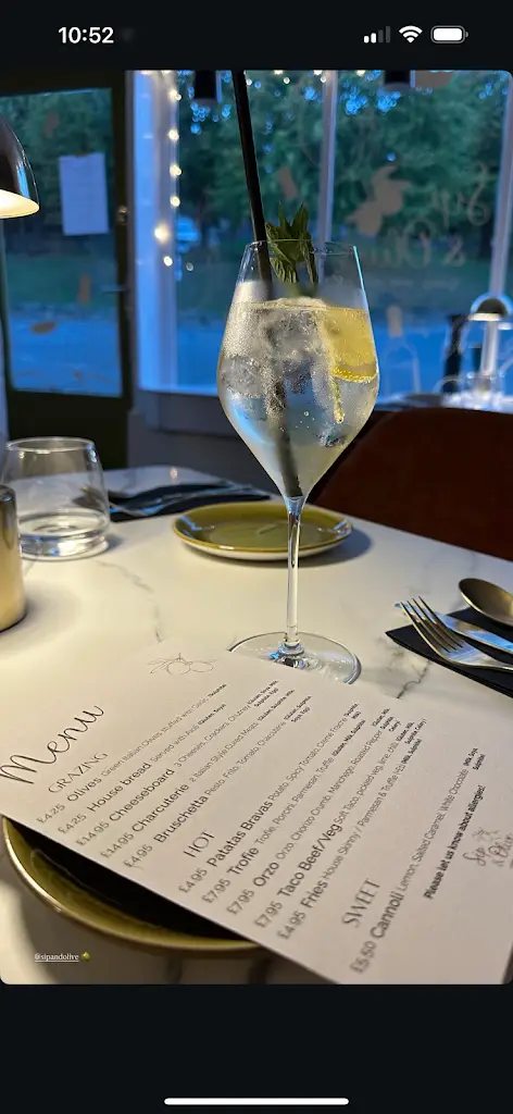 Menu_Sip & Olive_Earls Barton_image_1