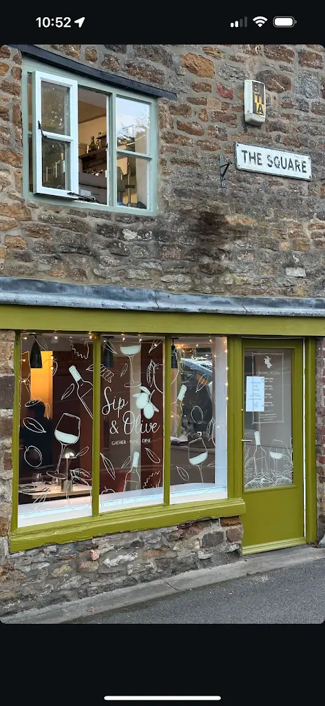 Sip & Olive restaurant in Earls Barton
