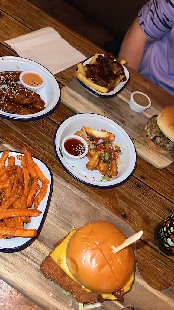 Becky Gavin_Plantation Bar and Grill_Ashton in Makerfield_review