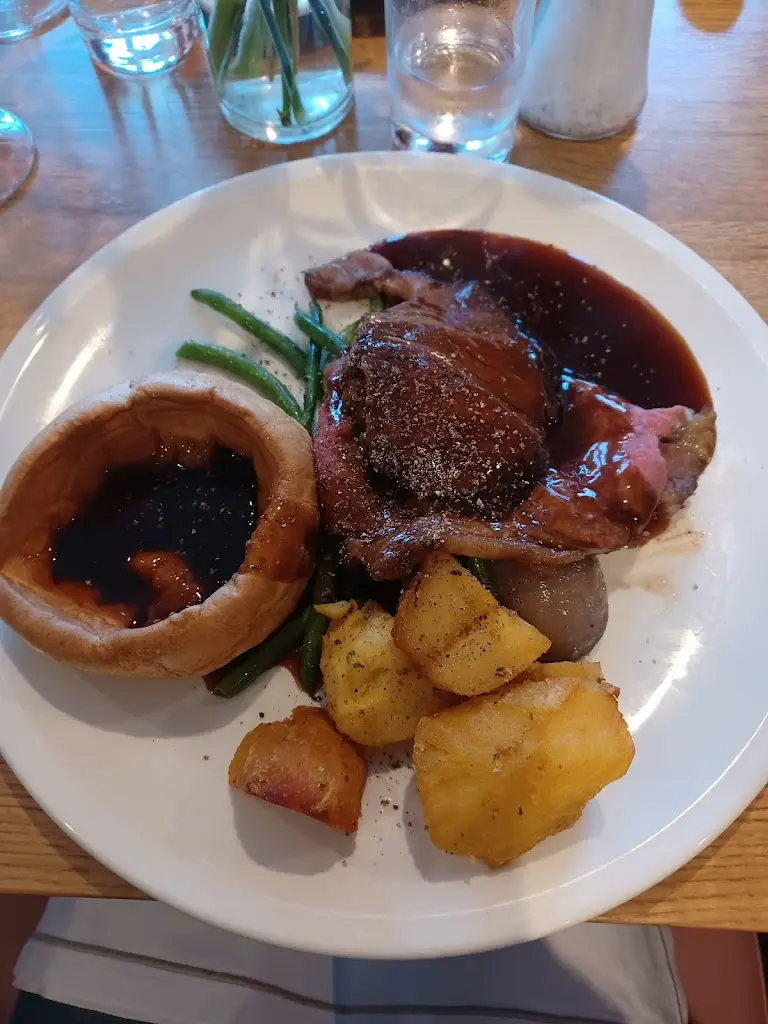 Menu_The Red Lion_East Bergholt_image_7