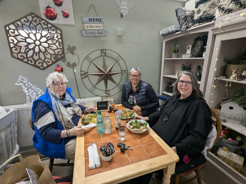 Teressa West_Oranges & Lemons_East Bergholt_review