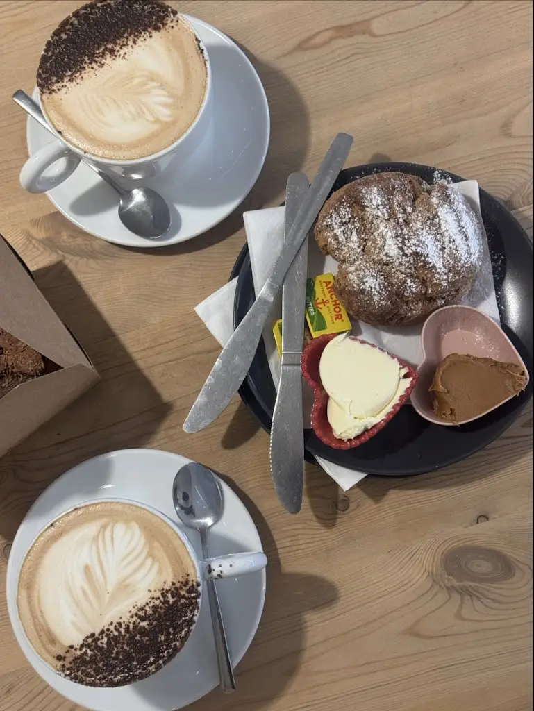 Oranges & Lemons_East Bergholt_slider_image_3