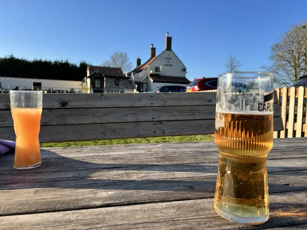 Josh Smith_Castle Of Comfort_East Harptree_review