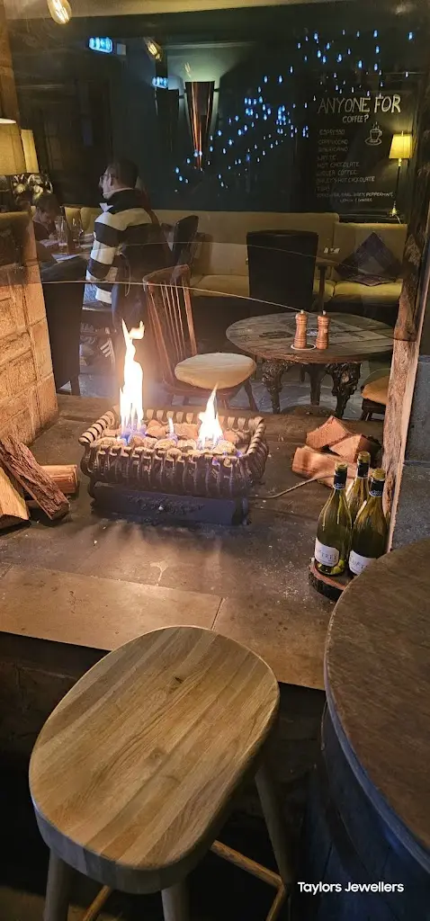 Cavern Gill-Vernon_The Bay Tree Inn_Easingwold_review