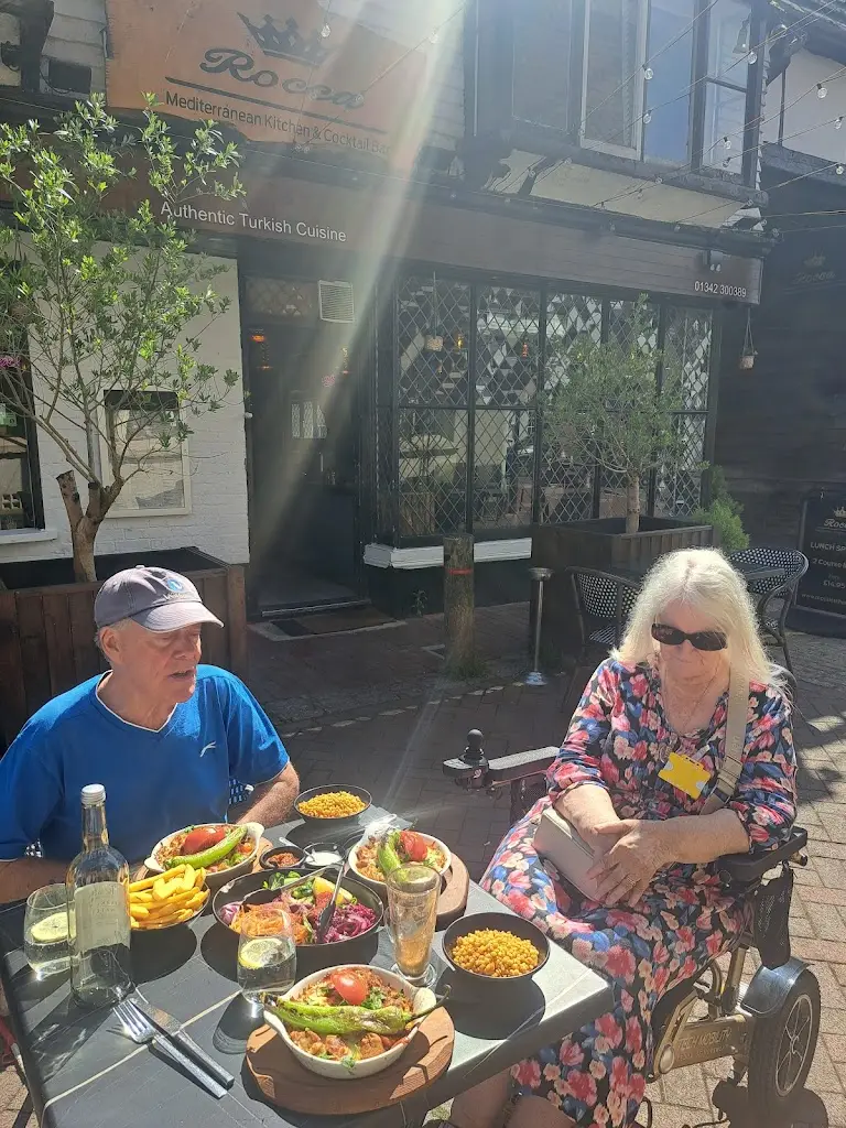 John Lawrence_Rocca Mediterranean Kitchen & Cocktail Bar_East Grinstead_review