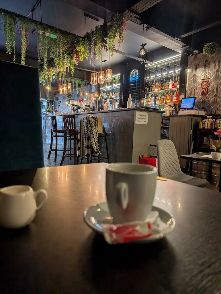 kate quick_Twenty Nine_East Grinstead_review