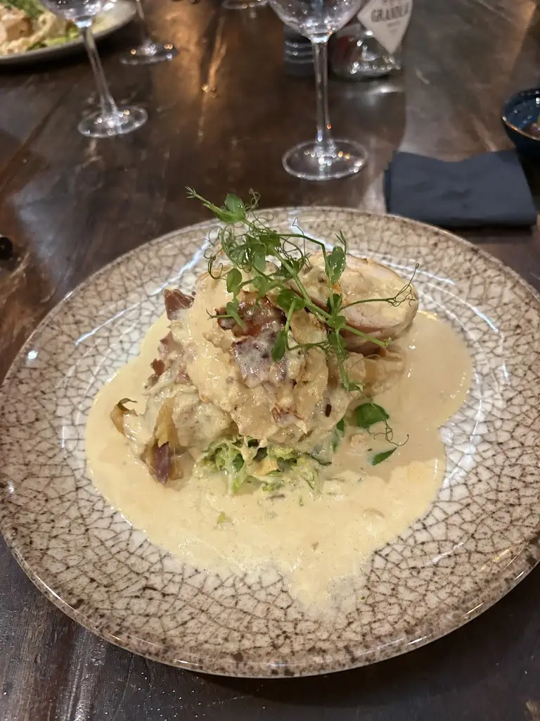 Ellie Bercu_Aqua Bar & Kitchen_East Grinstead_review