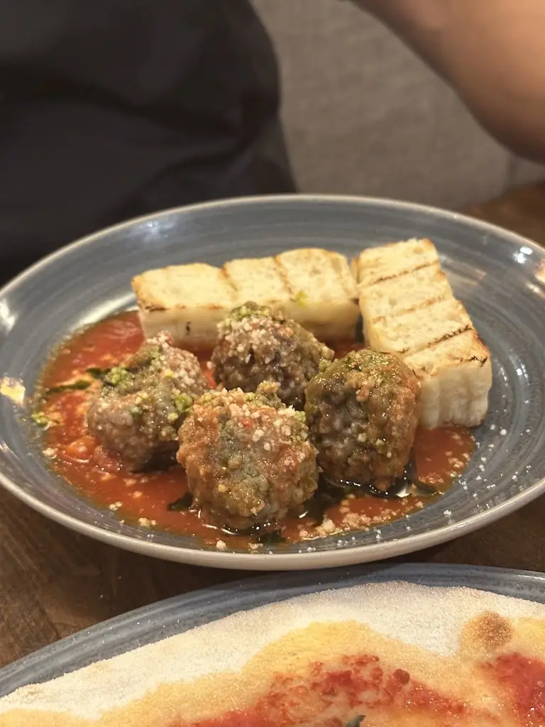 Ailissah Johanne Orillo_Prezzo Italian Restaurant East Grinstead_East Grinstead_review