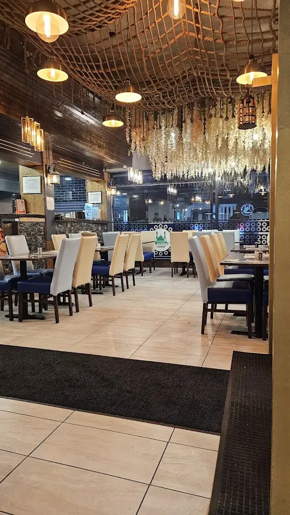 Little Lahore_Dunstable_slider_image_3