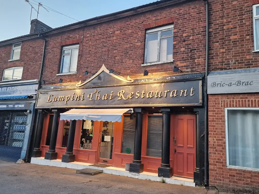 Lumpini Thai Restaurant (Dunstable)_Dunstable_slider_image_1