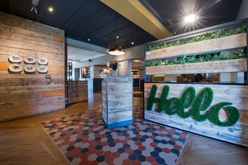 Halfway House Beefeater_Dunstable_slider_image_1