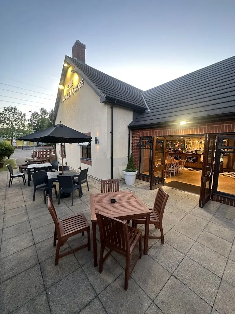 Market Cross_Dunstable_slider_image_1