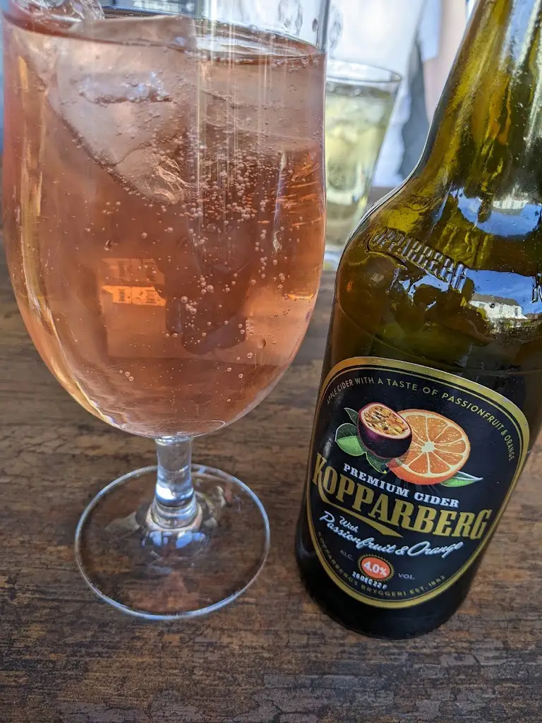 Menu_Robin Hood_Ashton in Makerfield_image_3