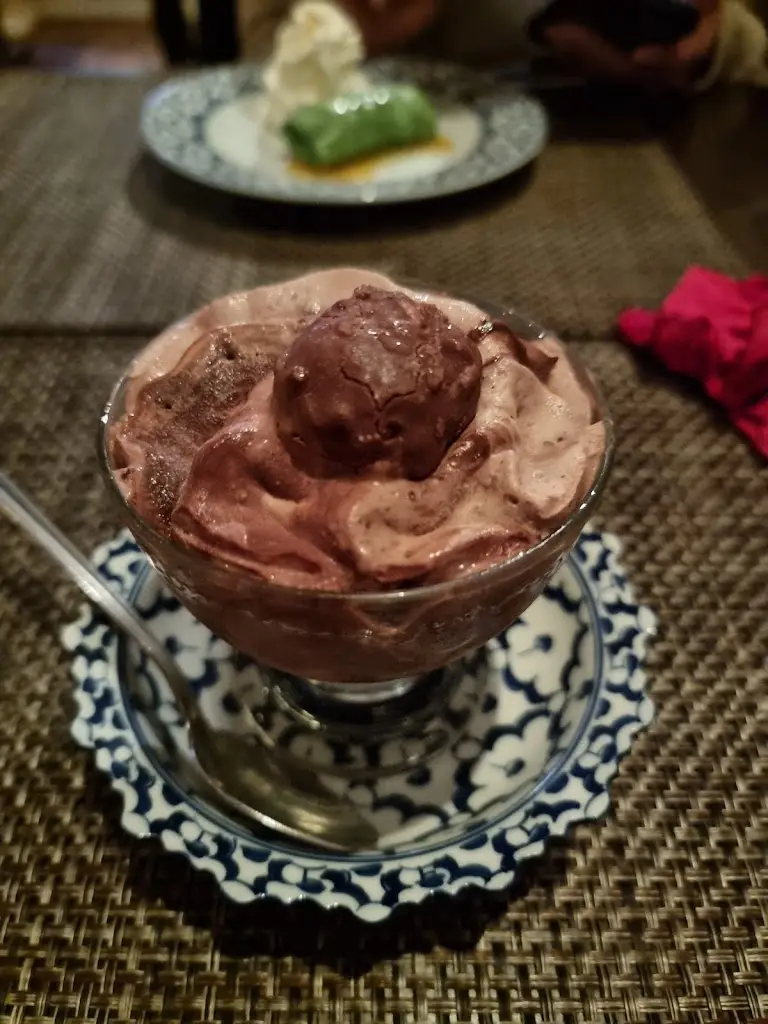 Christian Bianchini_Roymai Thai Restaurant_Dunstable_review