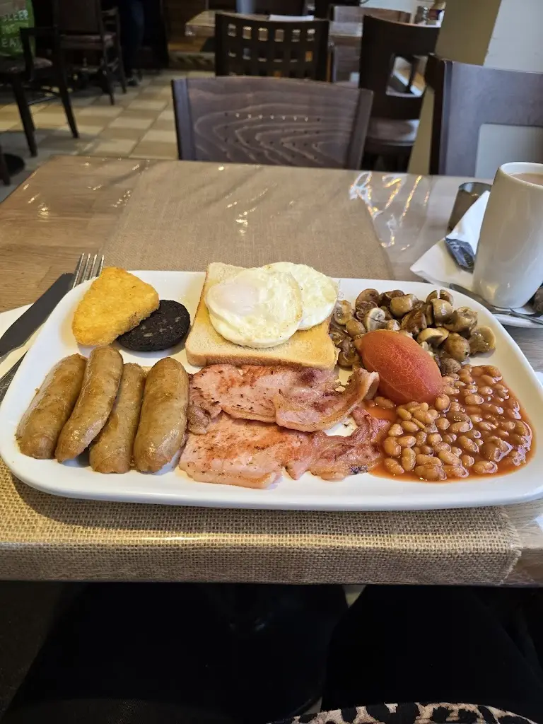 Suzanne Edwards_Amici_Dunstable_review