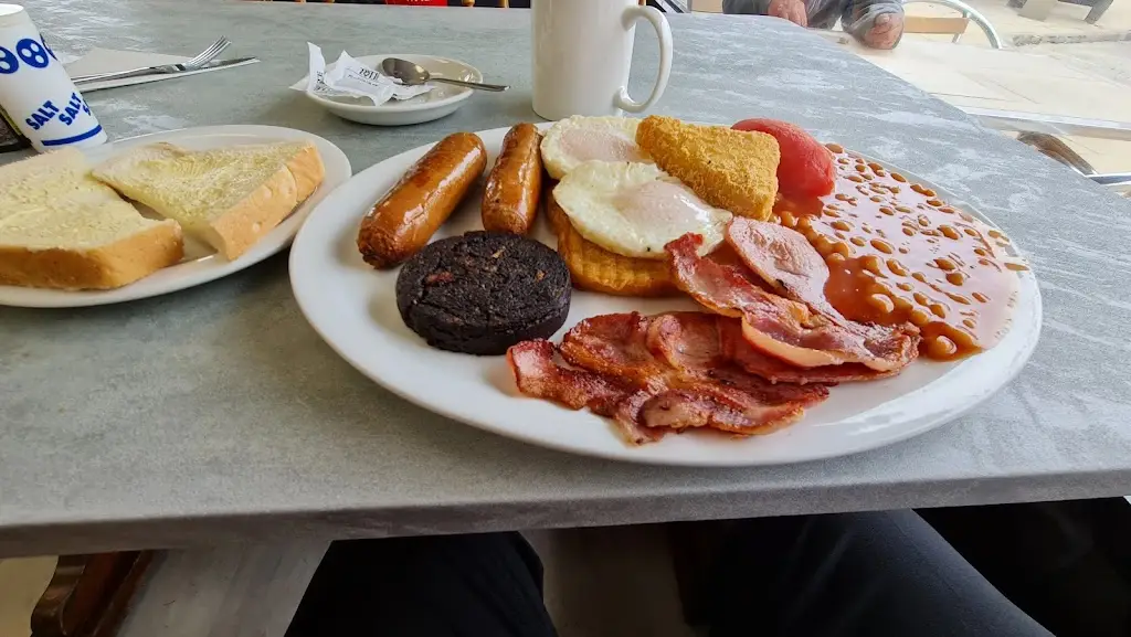 Stephen Minett_Yum Yum Café_Dunstable_review