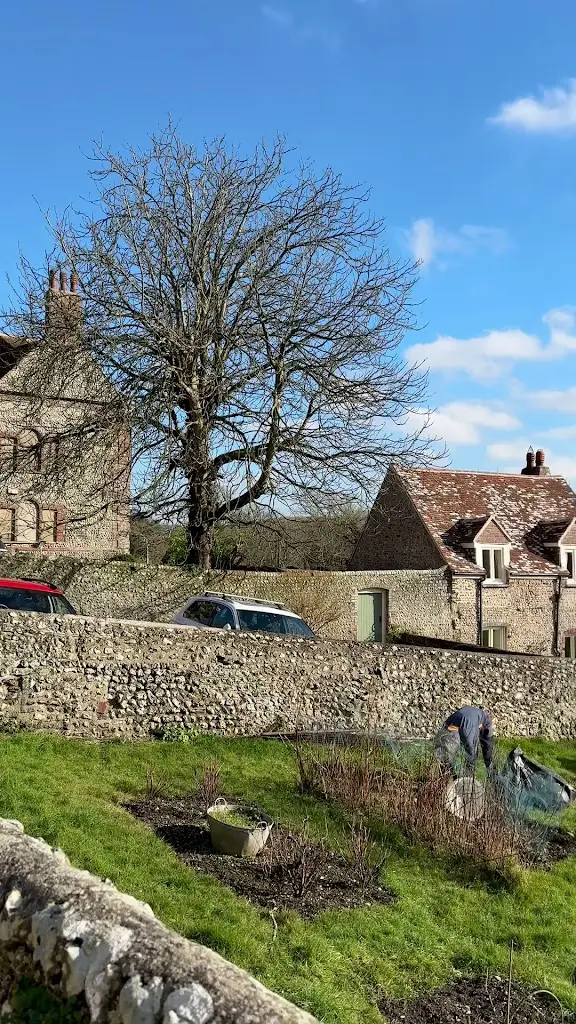 Pramod Singh_Hikers Rest_East Dean_review