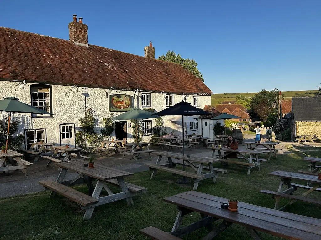 Miriam D'Onofrio_Tiger Inn_East Dean_review