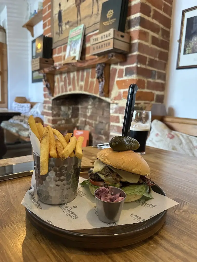 The Star & Garter_East Dean_slider_image_3