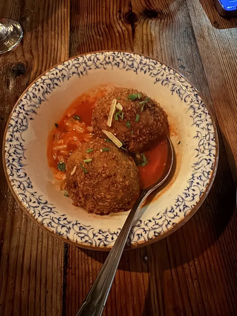 Subhrangsu Bagchi_Cicchetti & Wine_Earlsfield_recensione