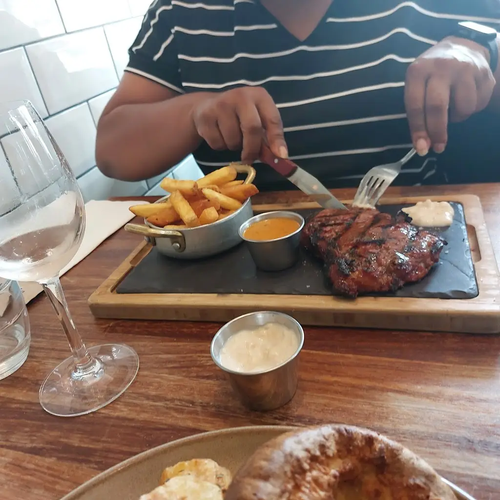 Kizzy Augustine_Roxie Steak_Earlsfield_review