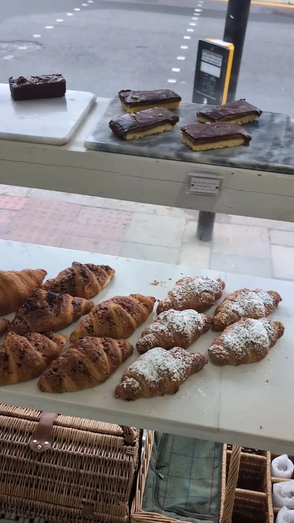 The Eclectic Collection_Earlsfield_slider_image_2