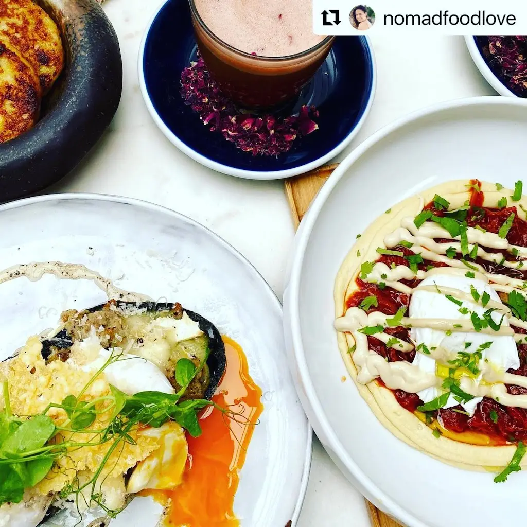 The Eclectic Collection_Earlsfield_slider_image_3