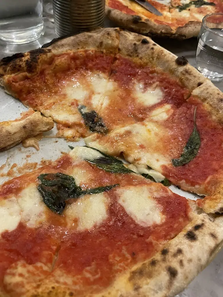 Simon Lilly_Well Kneaded Earlsfield_Earlsfield_review