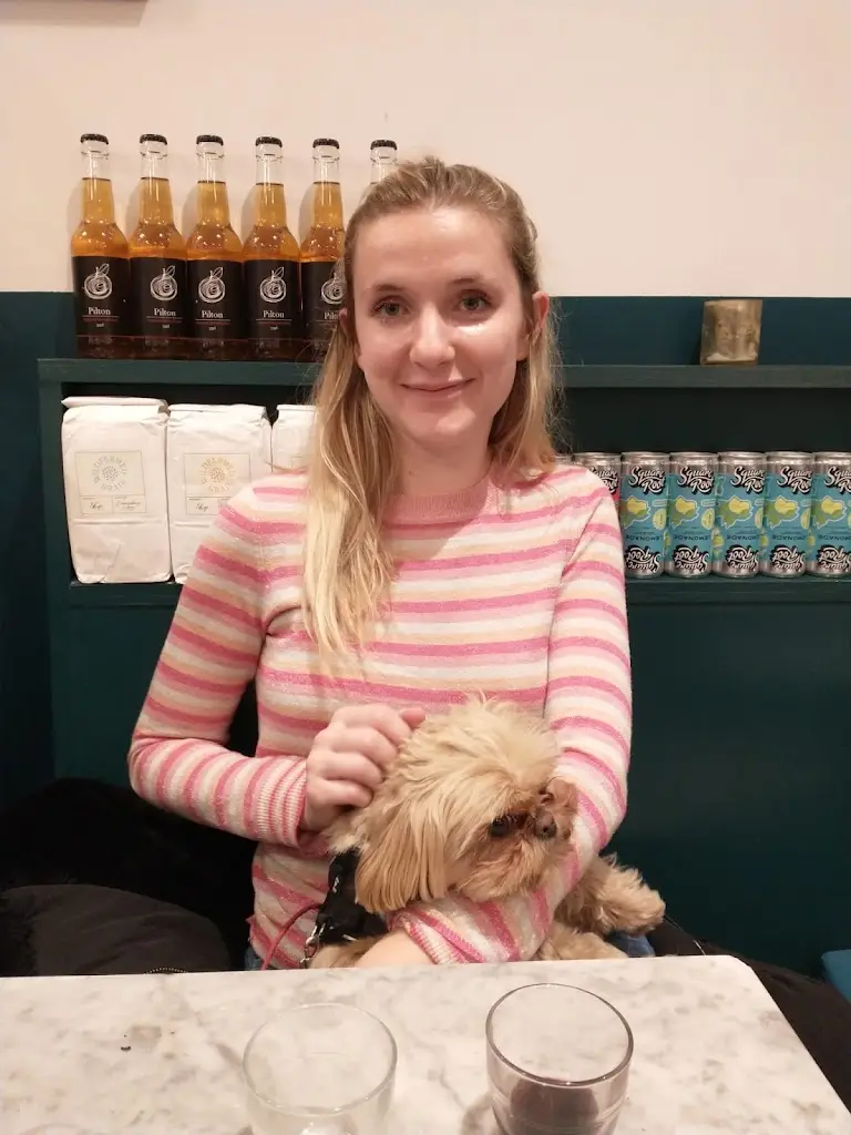 L Matthews_Well Kneaded Earlsfield_Earlsfield_review