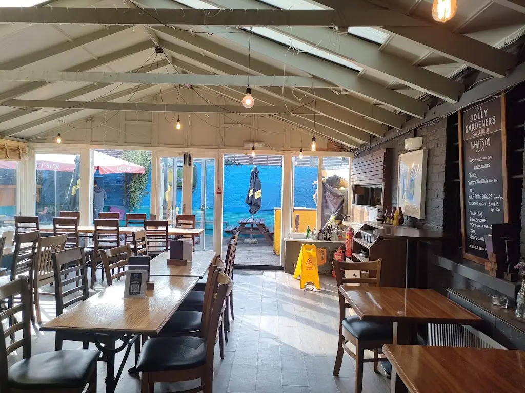 The Jolly Gardeners_Earlsfield_slider_image_1