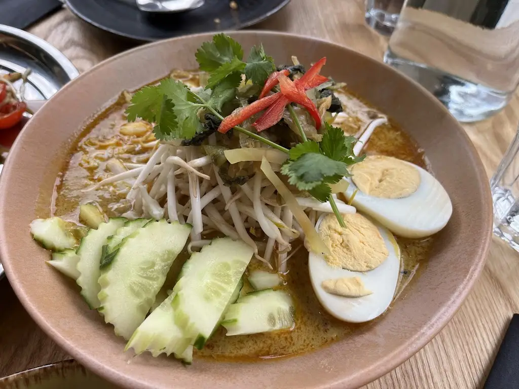 Phakoon Thai Kitchen - Earlsfield_Earlsfield_slider_image_3