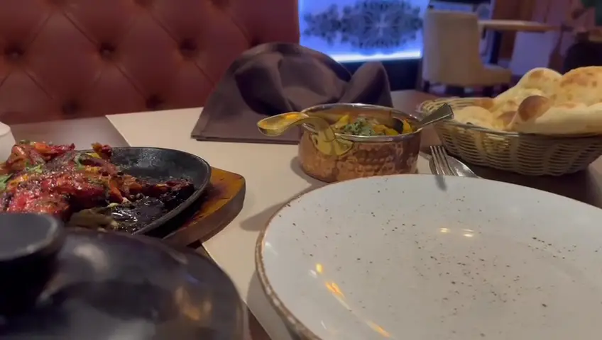 Nazmin's Indian Restaurant Earlsfield_Earlsfield_slider_image_2