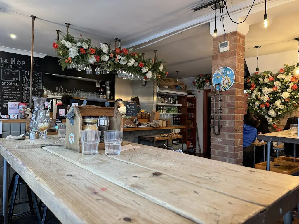 What you need to know!_Cafe Tamra Earlsfield_Earlsfield_review
