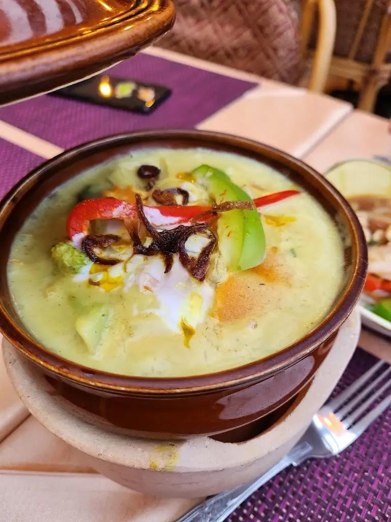 Maddy Bloomfield_Star of Siam at The Highfield Hotel_East Rainton_review