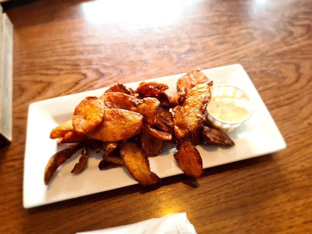 Vicky Holmes_The Travelling Man_East Boldon_review