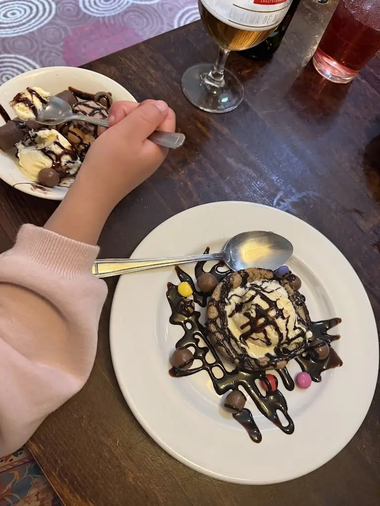 Kenny Miroslava Molina_Story Book_East Boldon_review