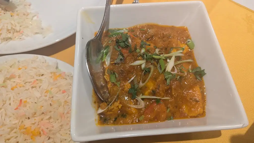 Paul Lambert_Curry Lounge_Ashton in Makerfield_review