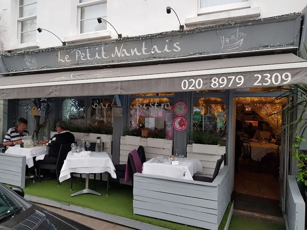 Le Petit Nantais ristorante a East Molesey