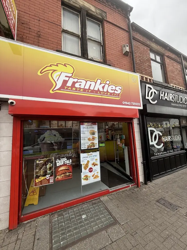 Frankies Ashton In Makerfield_Ashton in Makerfield_slider_image_2