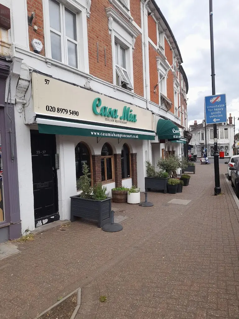 Casa Mia_East Molesey_slider_image_3