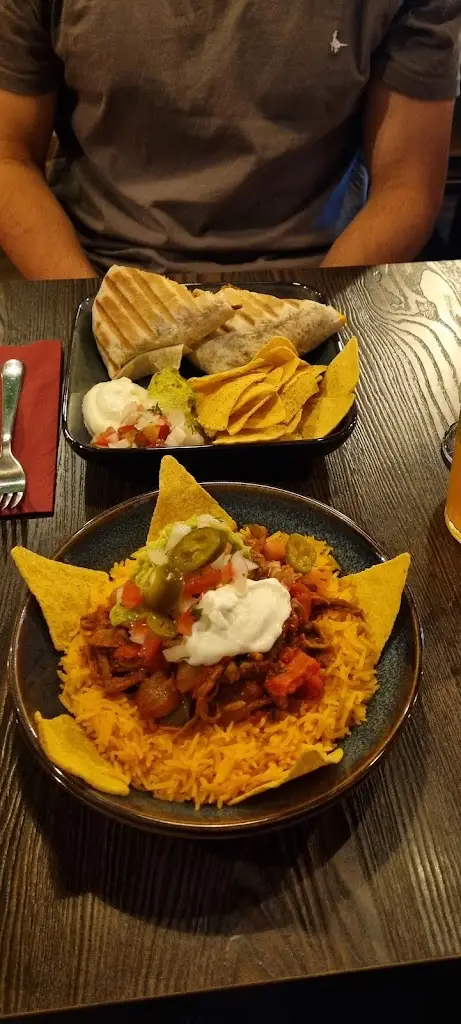 Alicia Ford_Tex Mex Restaurant & Cocktail Bar_East Molesey_review