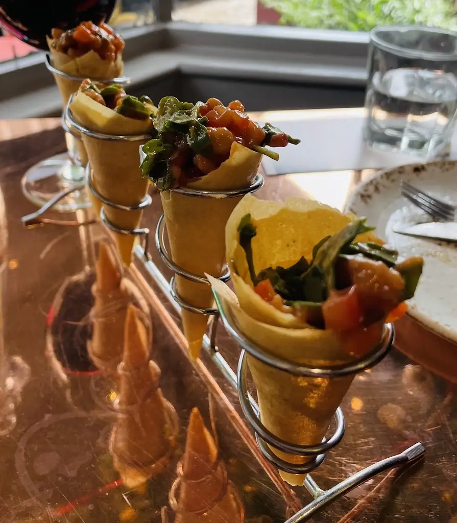 Mezzet Dar Tapas Restaurant_East Molesey_slider_image_3