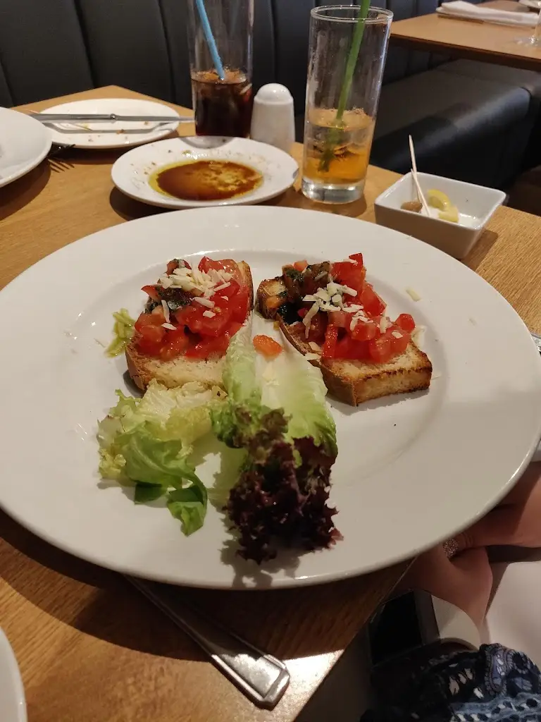 Menu_Restaurant Averna_East Molesey_image_5